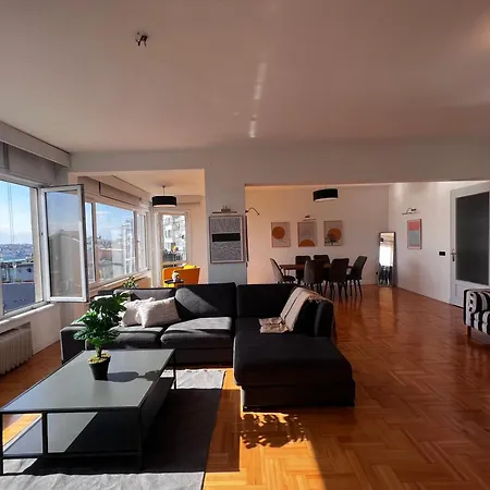 Apartament Renovated 5br With Sea View *