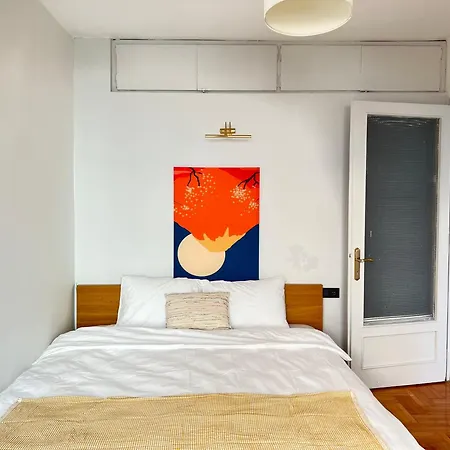 Apartment Renovated 5br With Sea View *