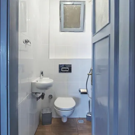 公寓 Renovated 5br With Sea View